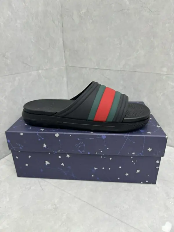 gucci chaussons pour homme s_12171361